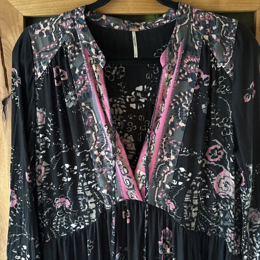 Free People's You Only Knew' Boho Black And‎ Pink Maxi Dress. Size Small